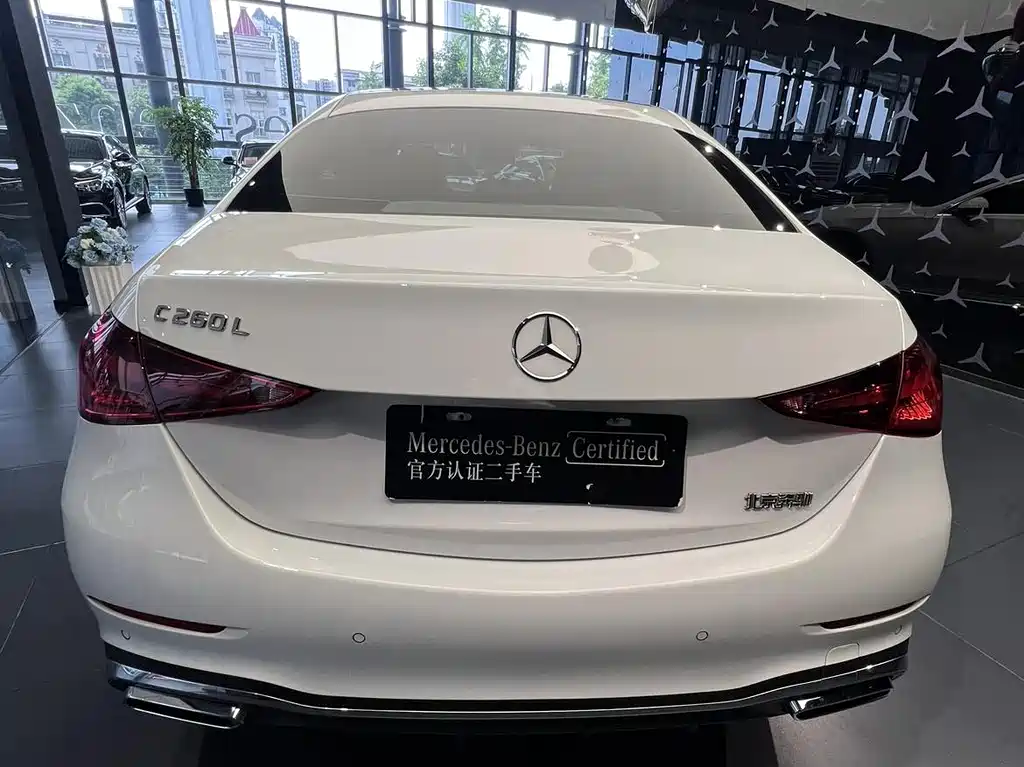 Mercedes-Benz C-Class — миниатюра 5
