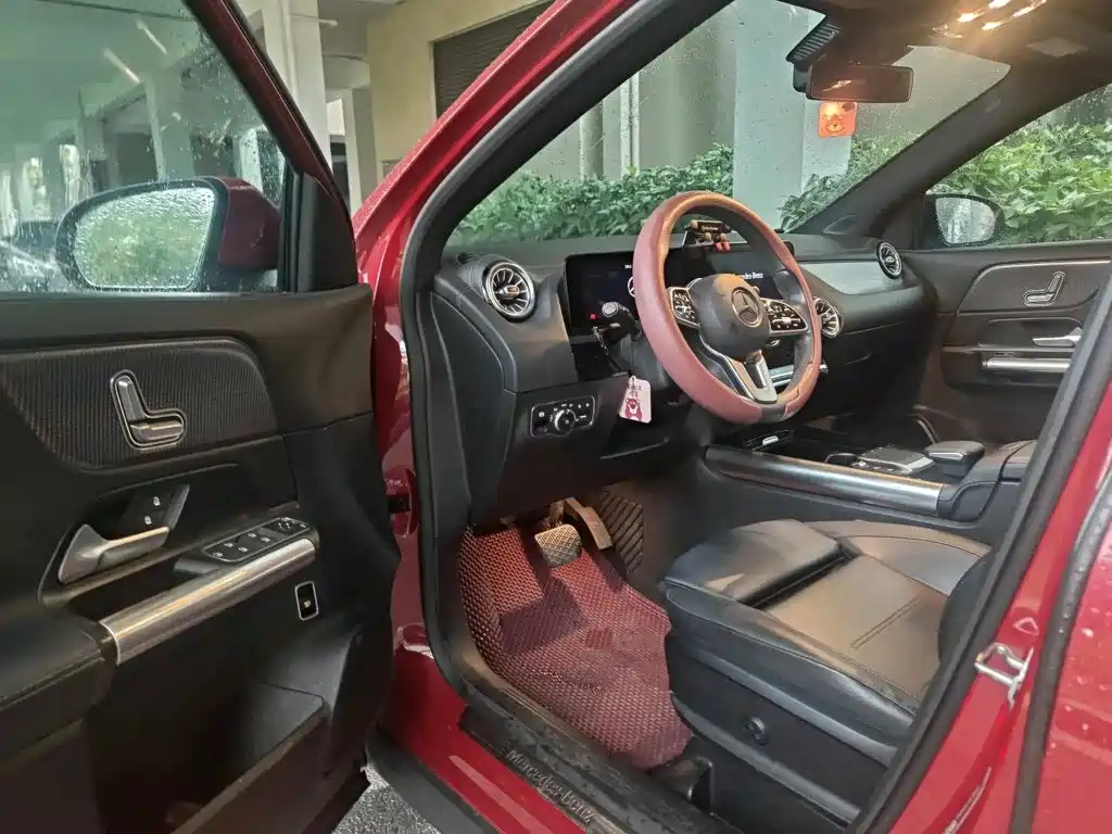 Mercedes-Benz GLA — миниатюра 9