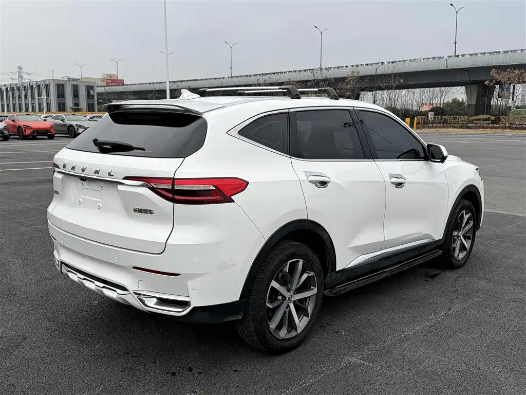 HAVAL F7