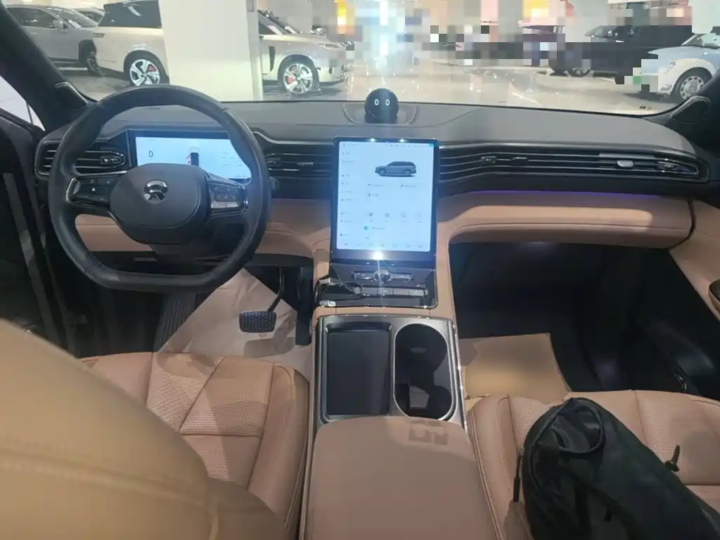NIO ES8 — миниатюра 10