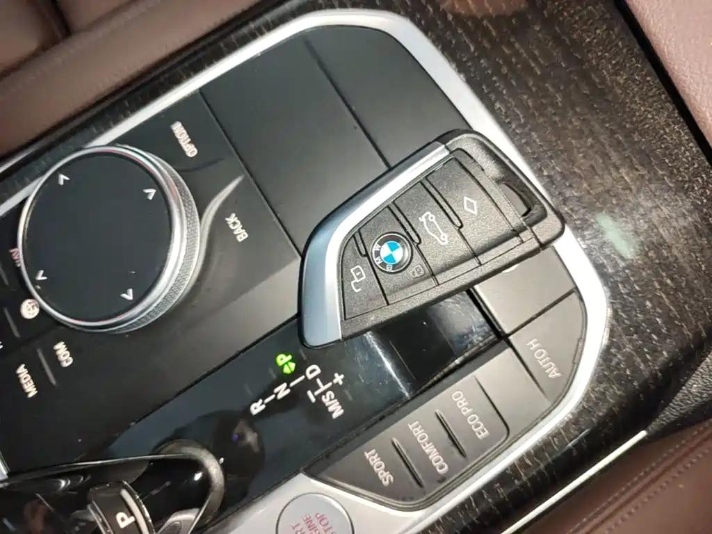 BMW 3 Series — миниатюра 9
