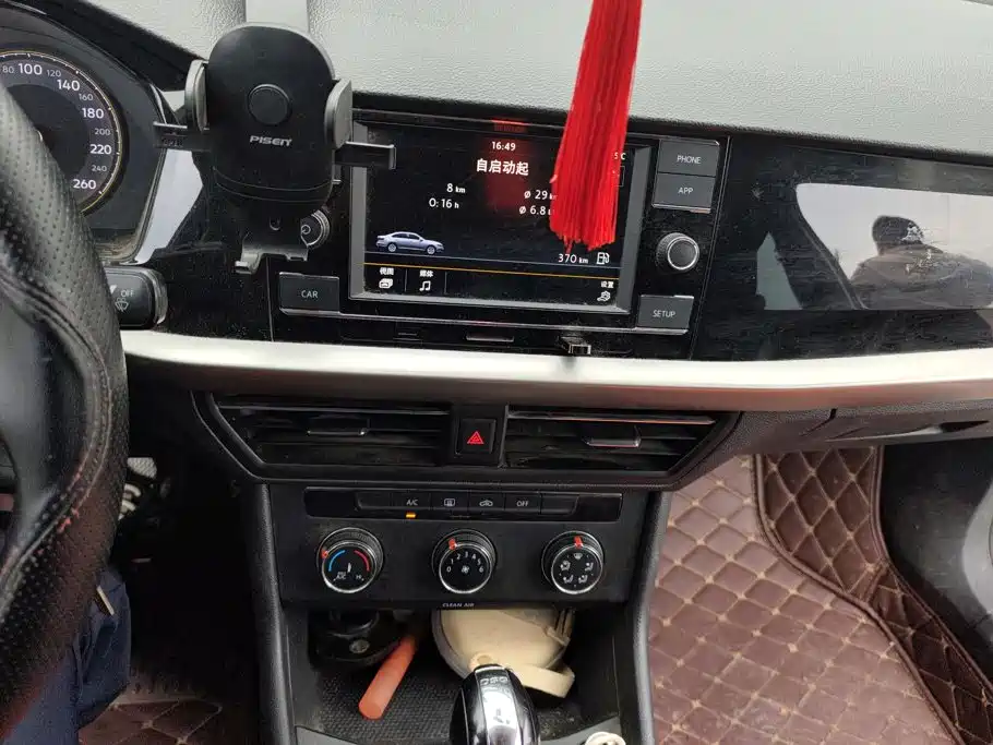 Volkswagen Lavida — миниатюра 13