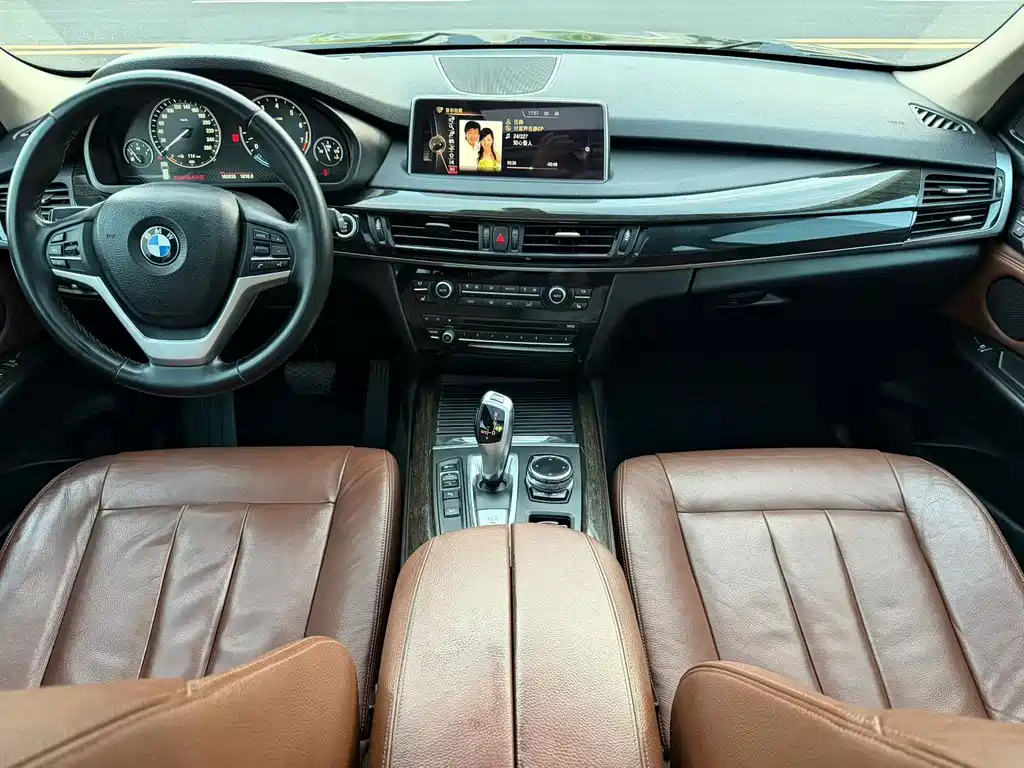 BMW X5 (Import) — миниатюра 6