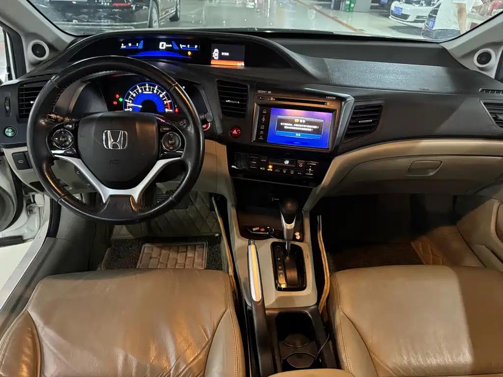Honda Civic — миниатюра 6