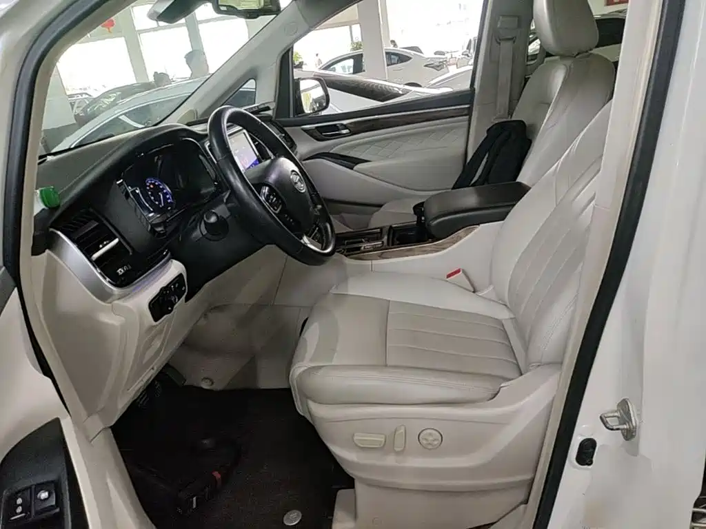 GAC Motor Trumpchi M8 — миниатюра 15