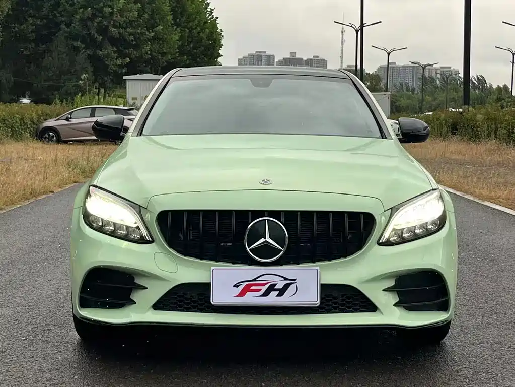 Mercedes-Benz C-Class — миниатюра 2