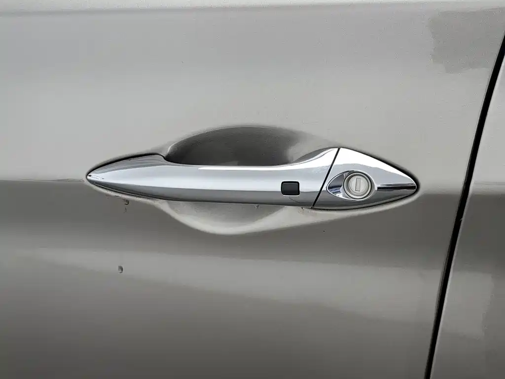 Hyundai Elantra Langdong — миниатюра 18