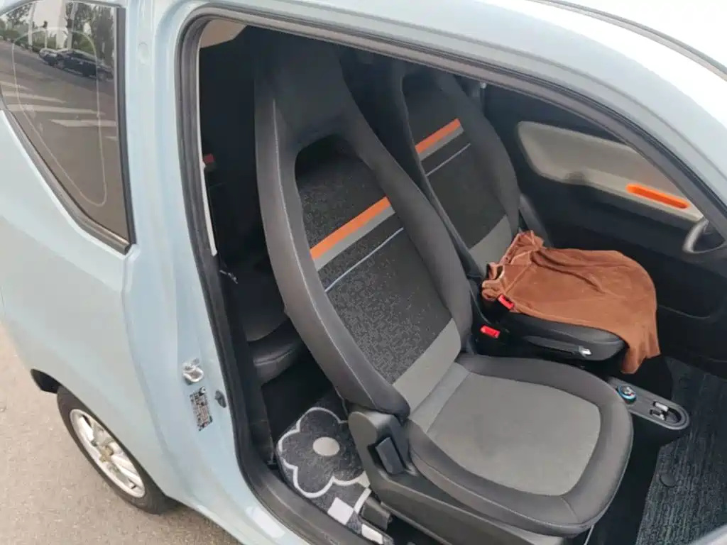 Wuling MINIEV — миниатюра 25