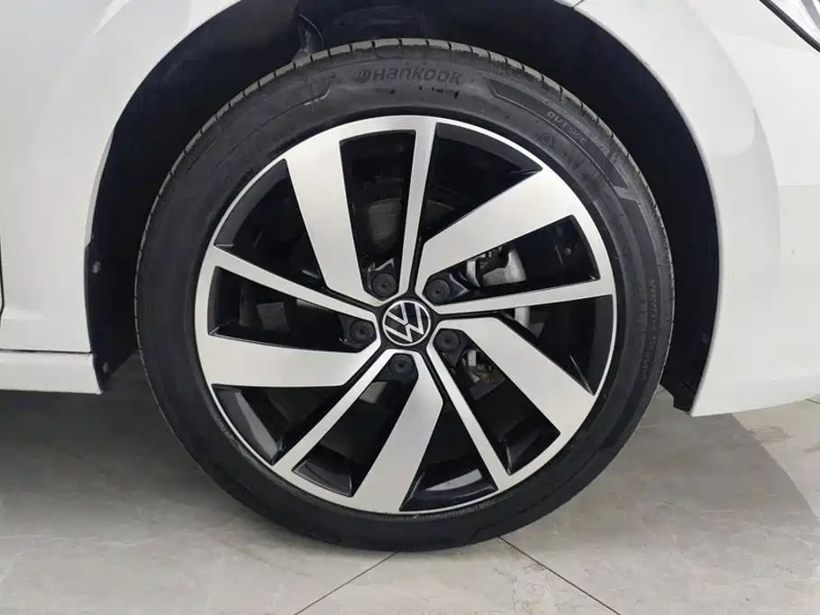 Volkswagen Sagitar — миниатюра 6