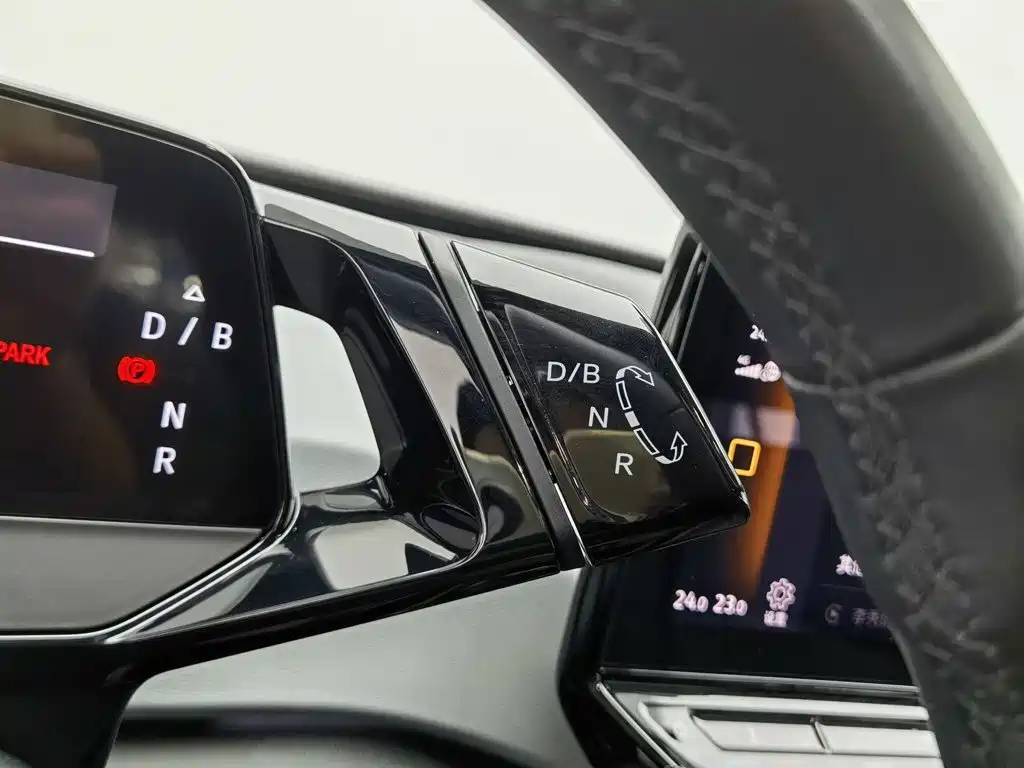 Volkswagen ID.3 — миниатюра 13