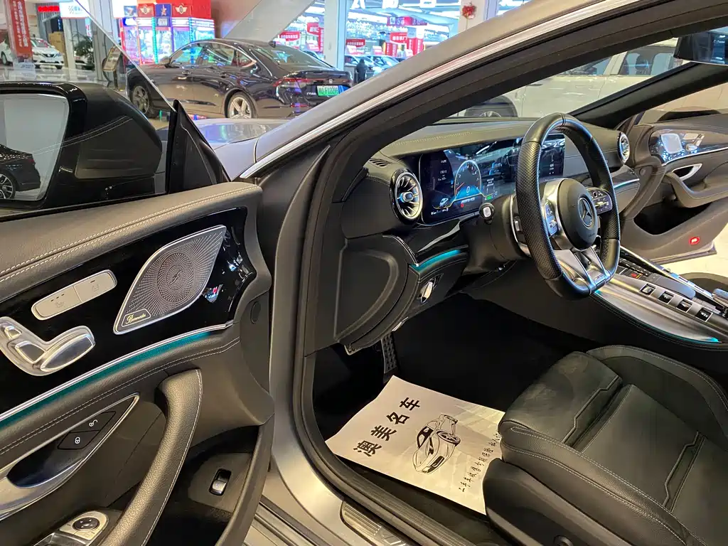 MERCEDES-BENZ AMG GT