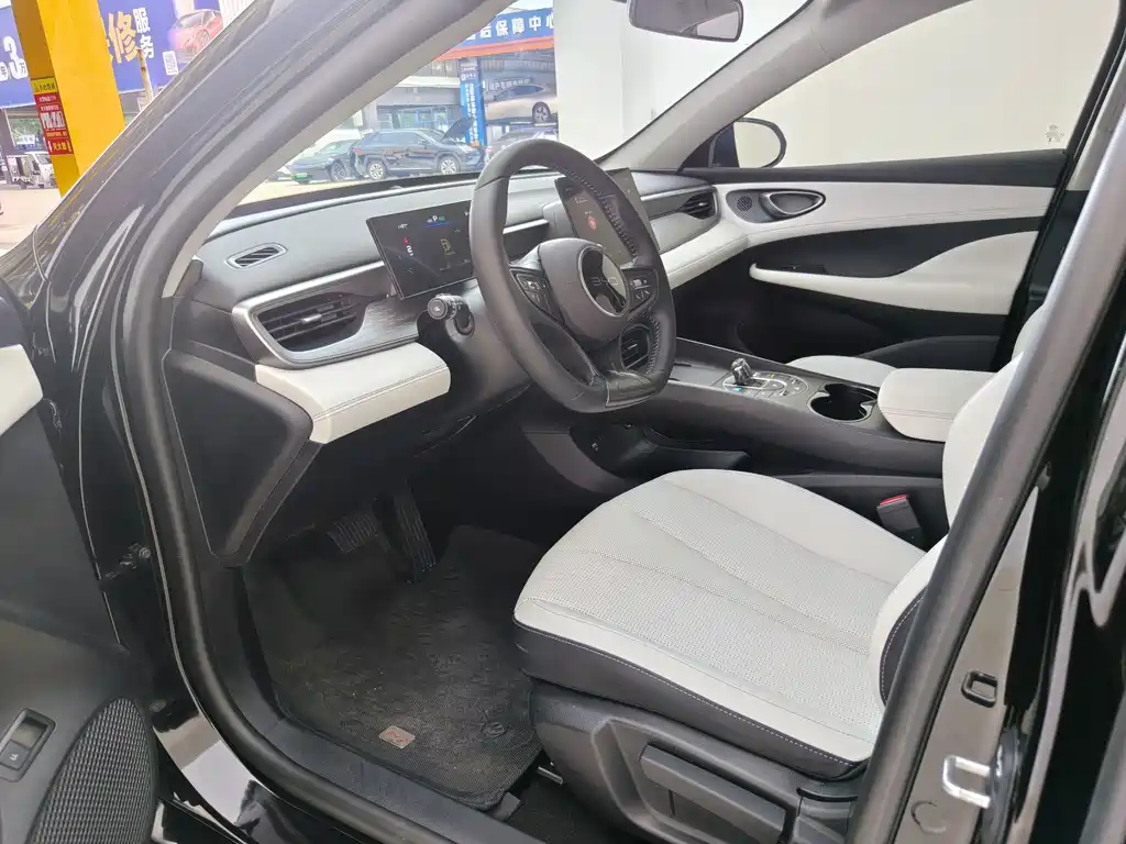 BYD Seal 05 DM-i — миниатюра 4
