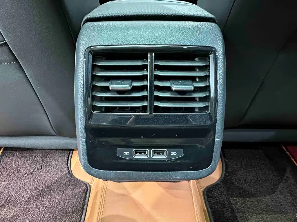 Volkswagen Sagitar — миниатюра 15
