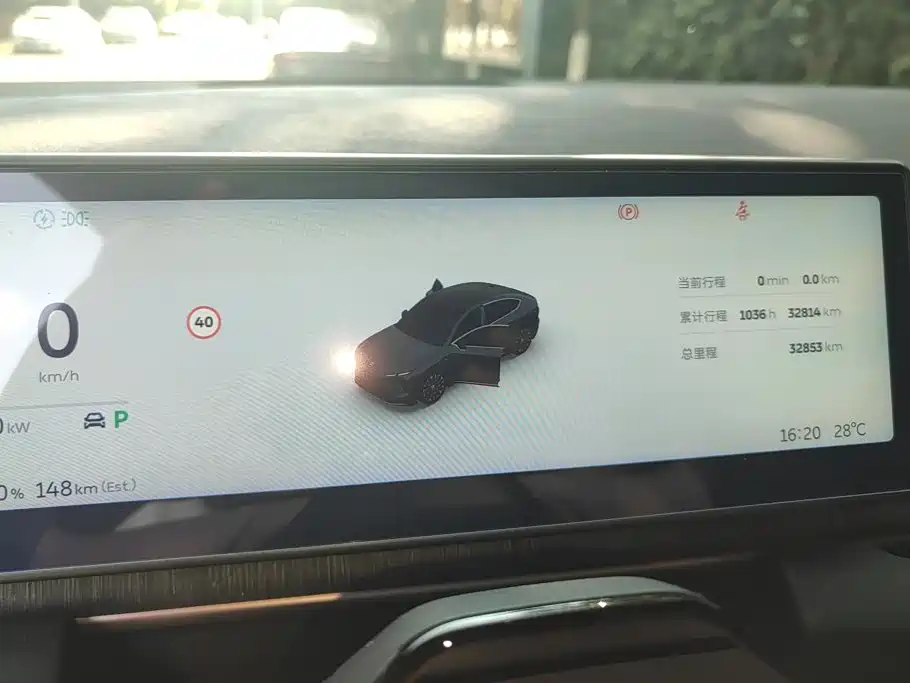 NIO EC6 — миниатюра 14