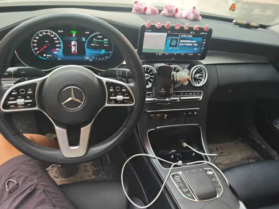 Mercedes-Benz C-Class — миниатюра 12