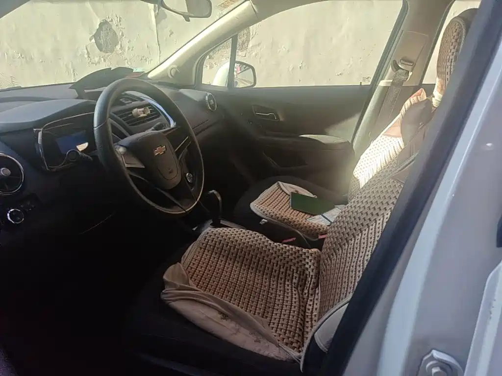 Chevrolet Trax — миниатюра 20