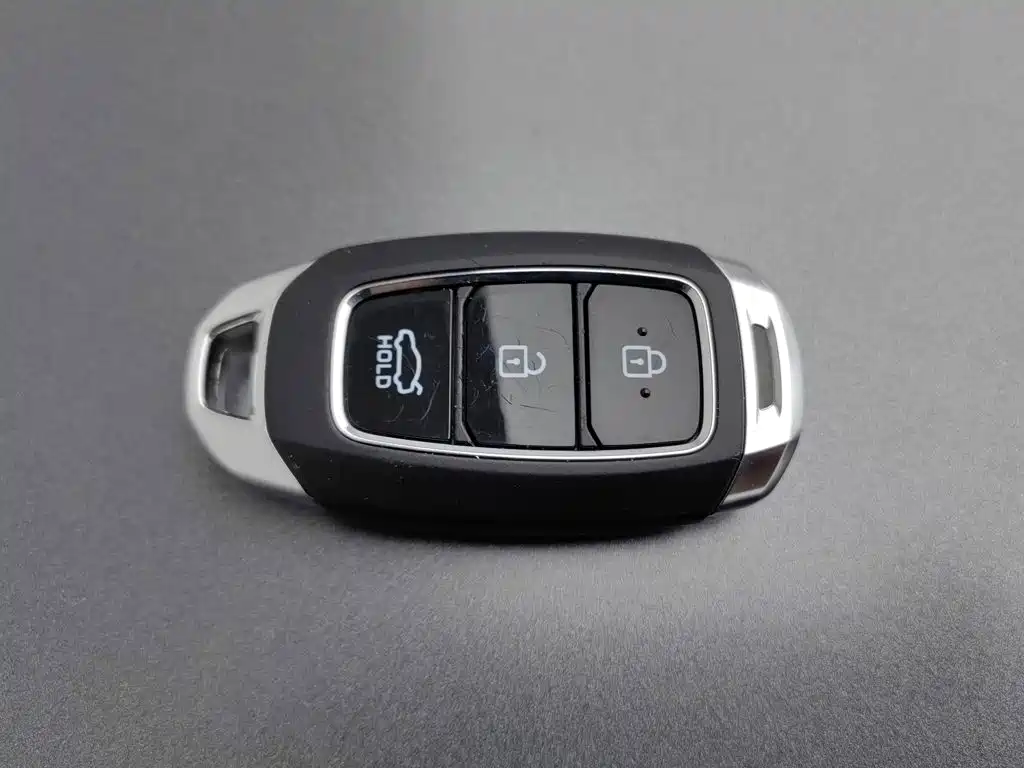 Hyundai Sonata — миниатюра 19
