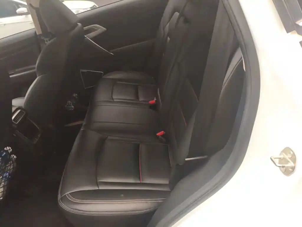 Geely Boyue — миниатюра 17