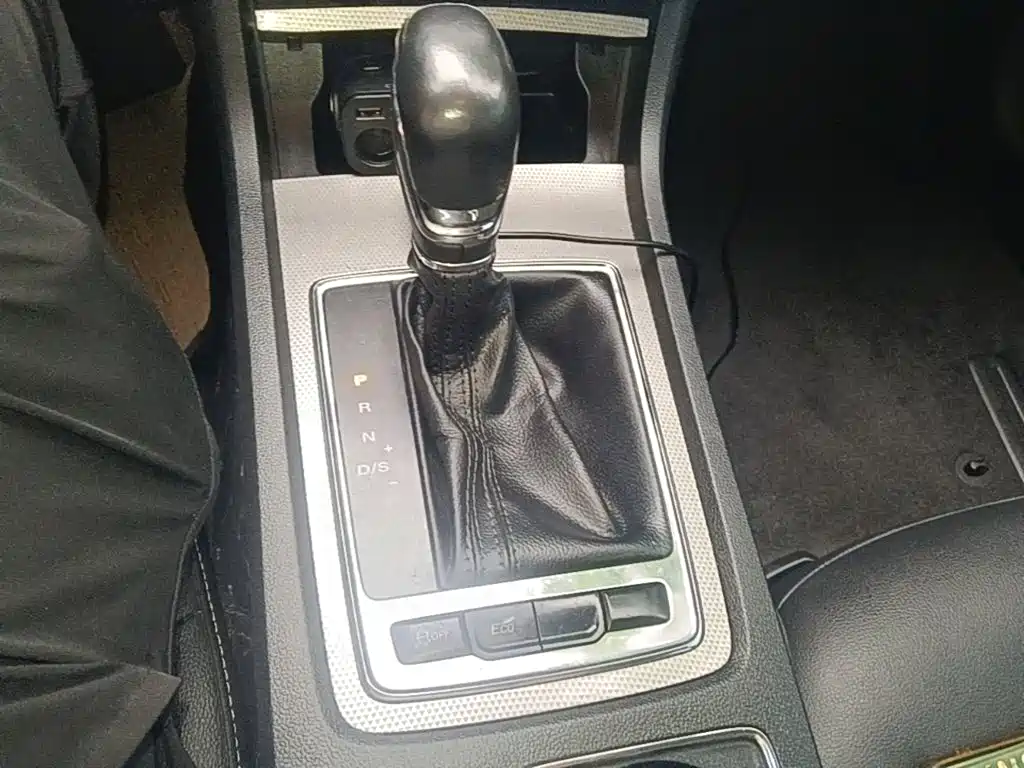 Roewe i6 Classic — миниатюра 14
