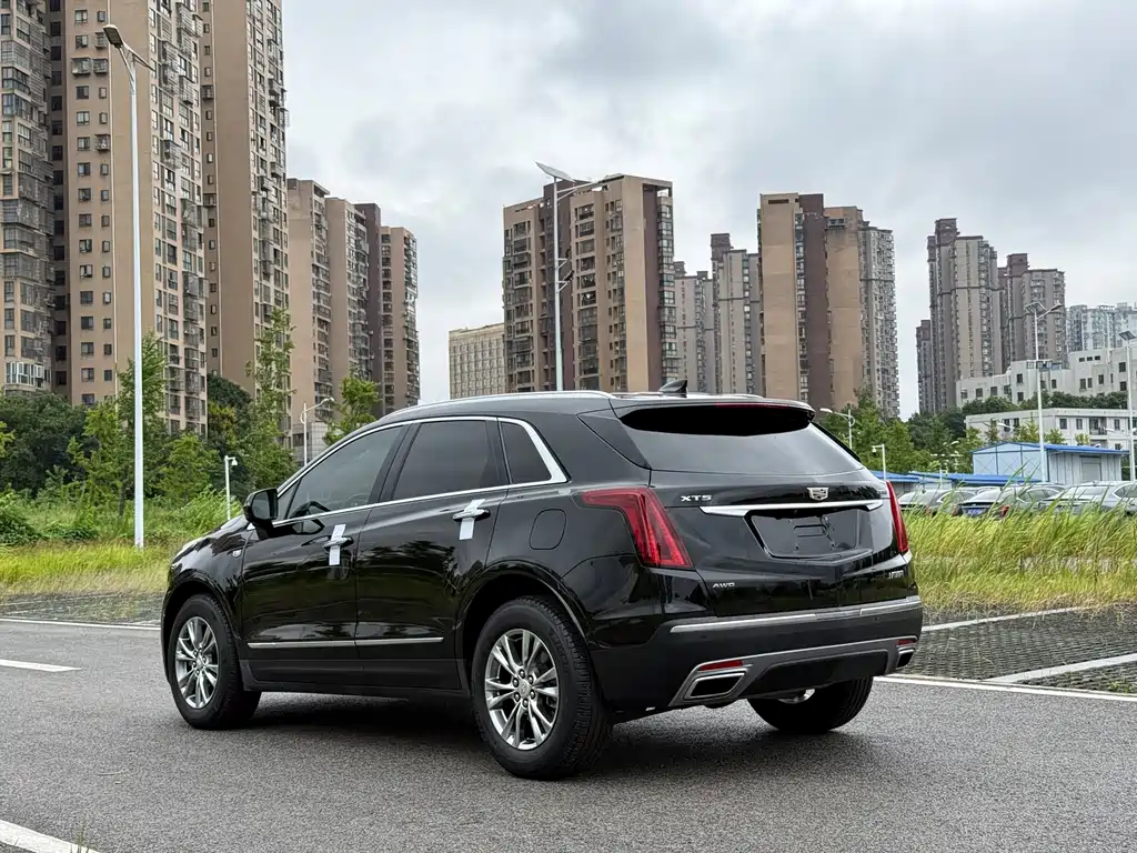 Cadillac XT5 — миниатюра 11