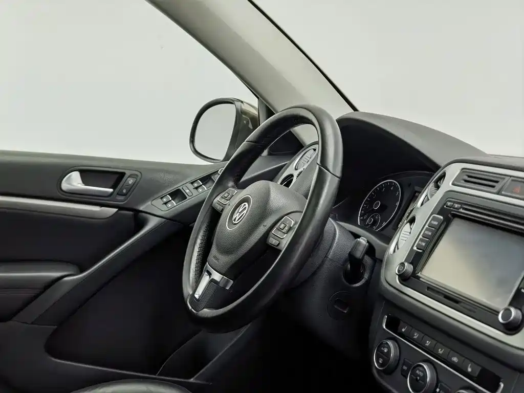 Volkswagen Tiguan — миниатюра 22