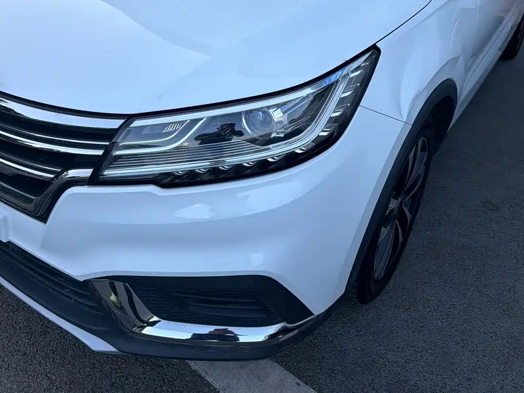 Roewe RX3 — миниатюра 5