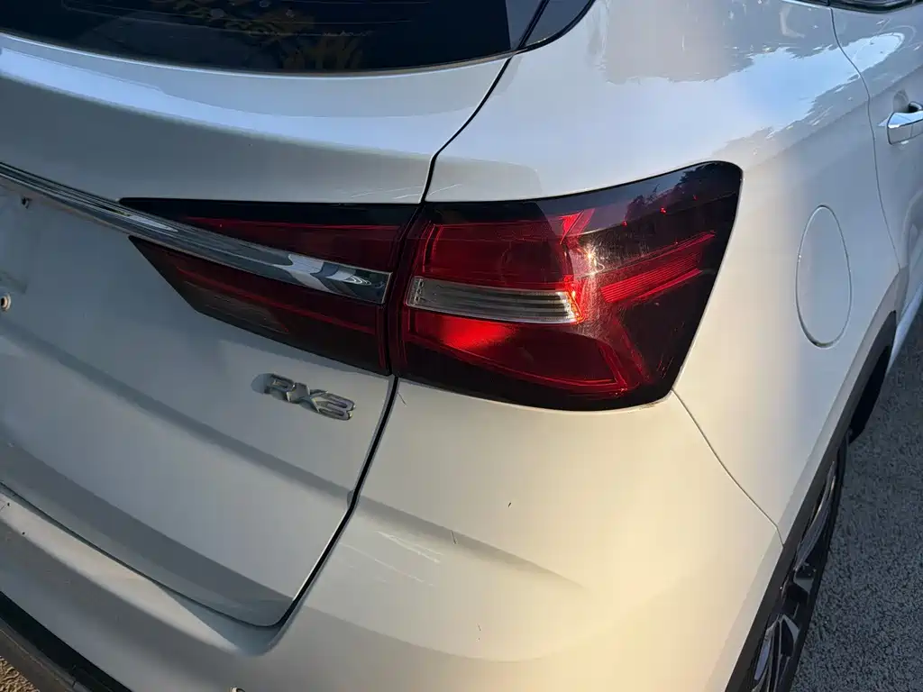 Roewe RX3 — миниатюра 6