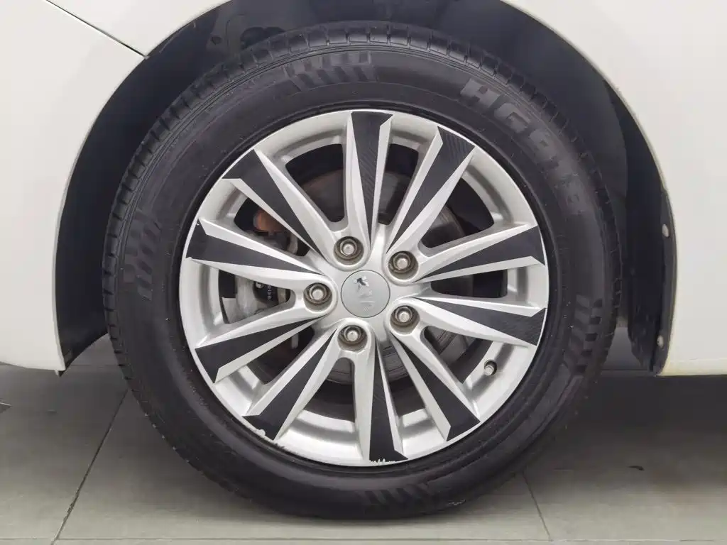 Kia K3 — миниатюра 17