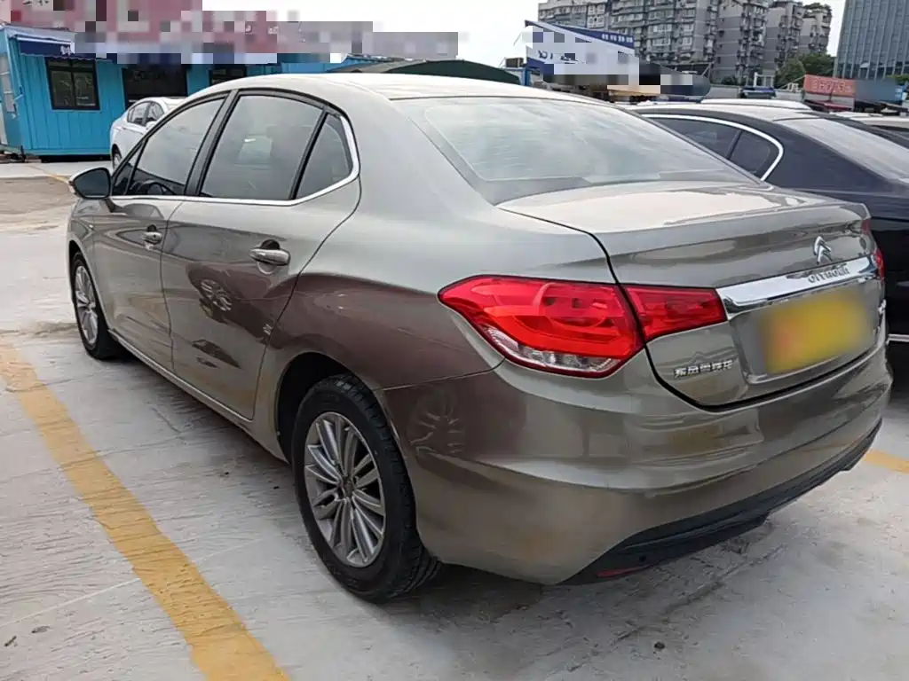 Citroen C4L — миниатюра 5