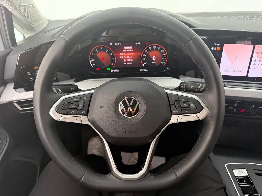 Volkswagen Golf — миниатюра 21