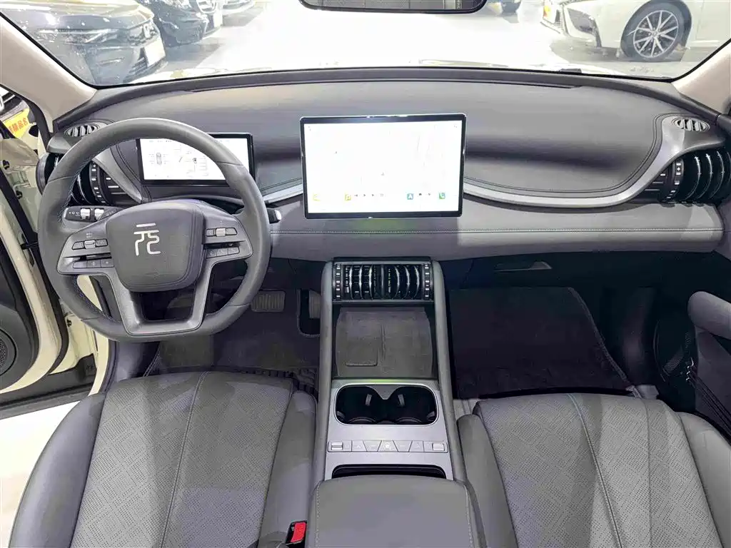 BYD Yuan Plus — миниатюра 13