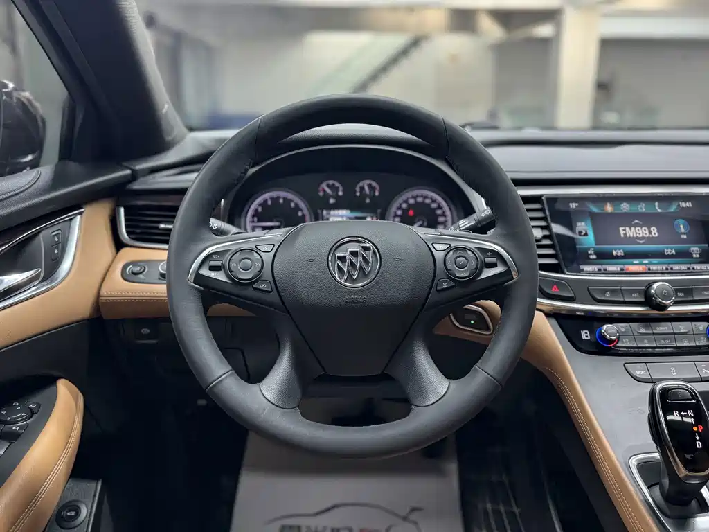 Buick LaCrosse — миниатюра 11