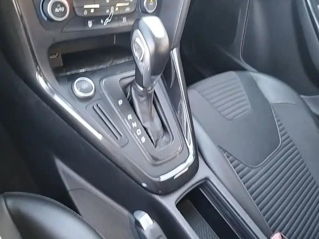 Ford Focus — миниатюра 14