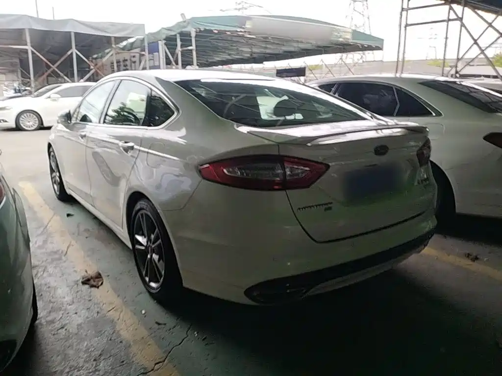 Ford Mondeo — миниатюра 5
