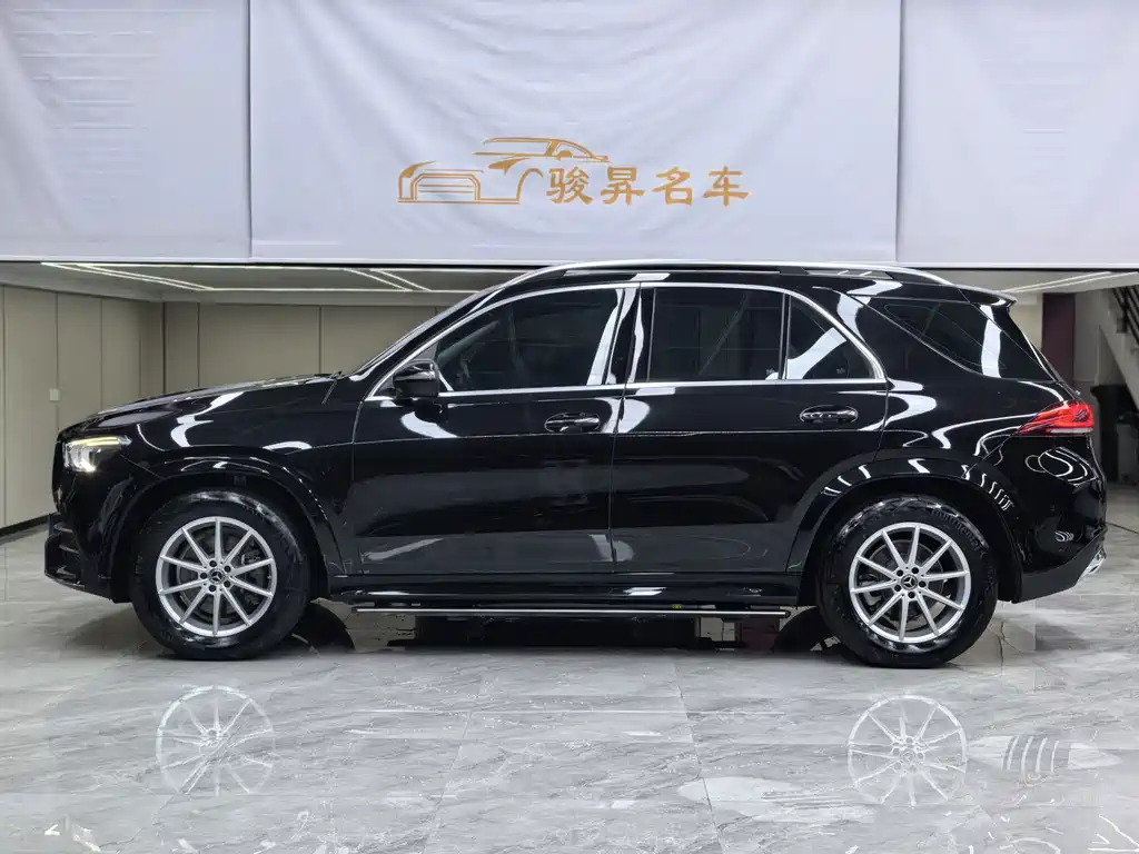 Mercedes-Benz GLE (Import) — миниатюра 7