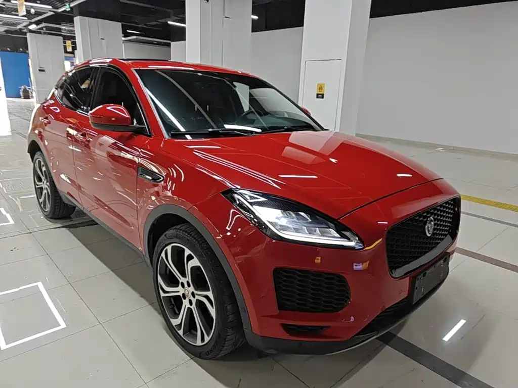 Jaguar E-PACE — миниатюра 4