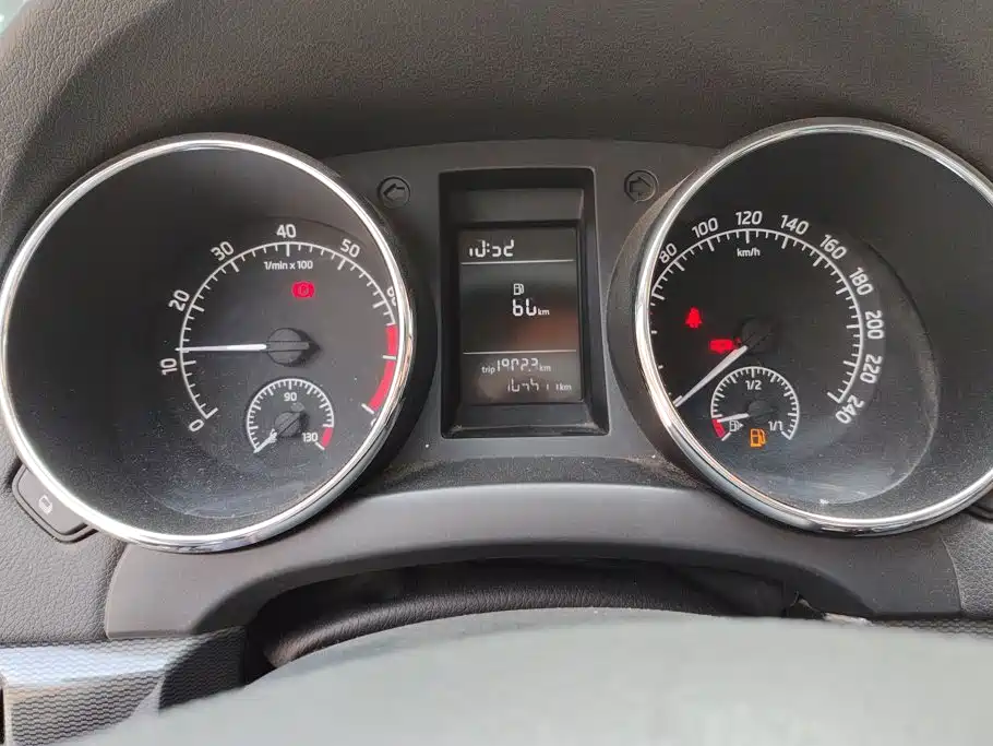 Skoda Yeti — миниатюра 14