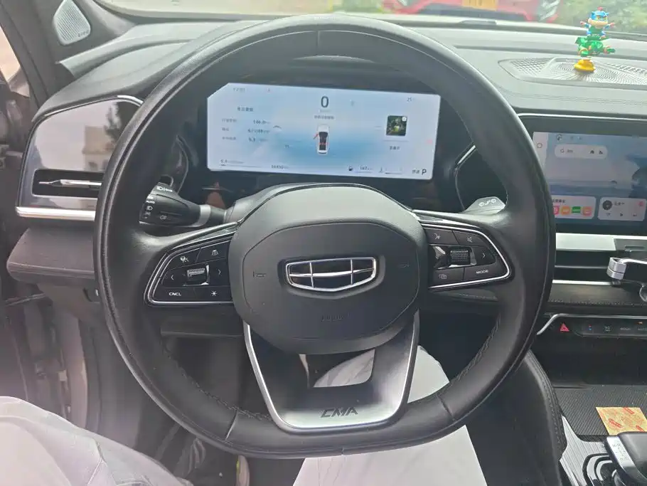 Geely Xingyue L — миниатюра 15