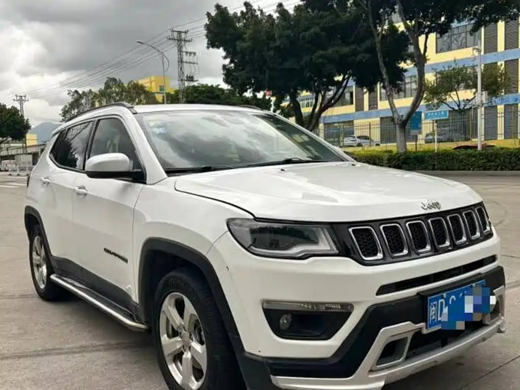 Jeep Compass — миниатюра 3