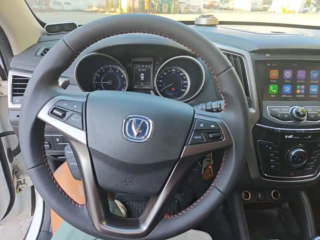 Changan CS35 — миниатюра 11