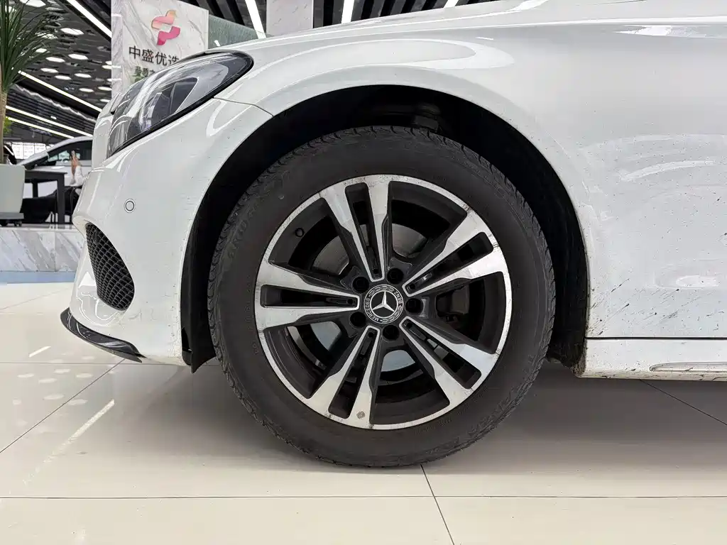 Mercedes-Benz C-Class — миниатюра 20