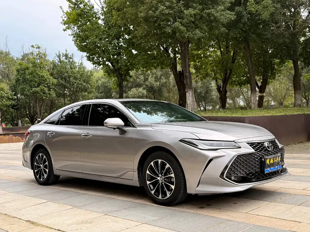 Toyota Avalon — миниатюра 5