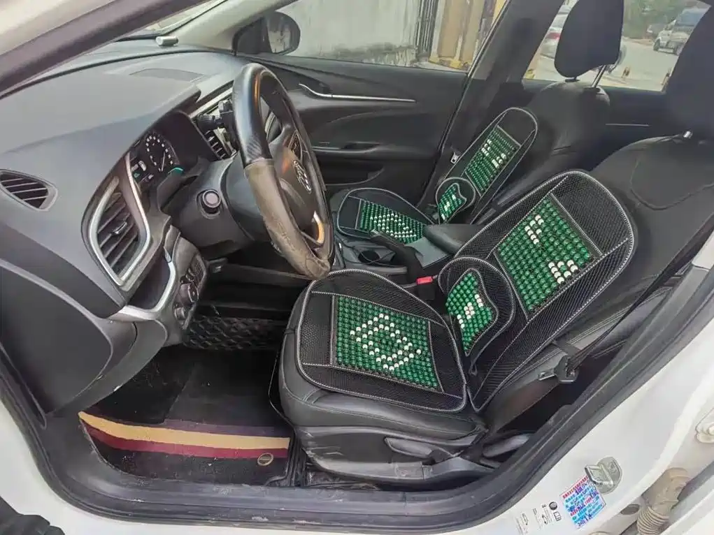 Buick Excelle — миниатюра 3