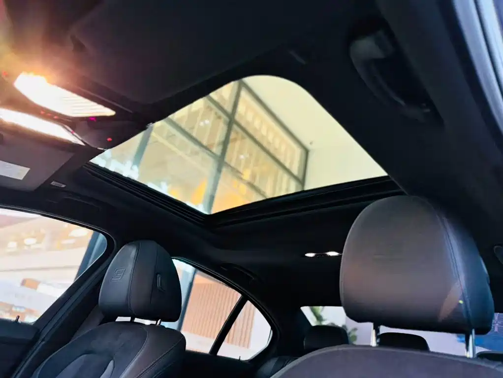 BMW 3 Series — миниатюра 19
