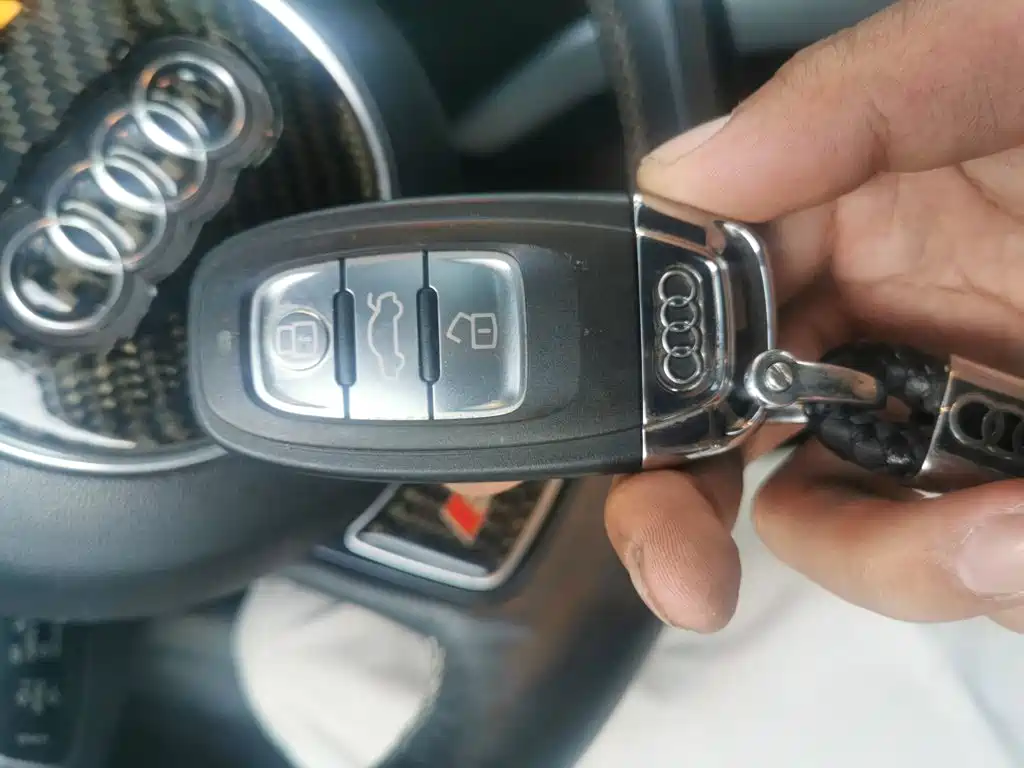 Audi A4L — миниатюра 12