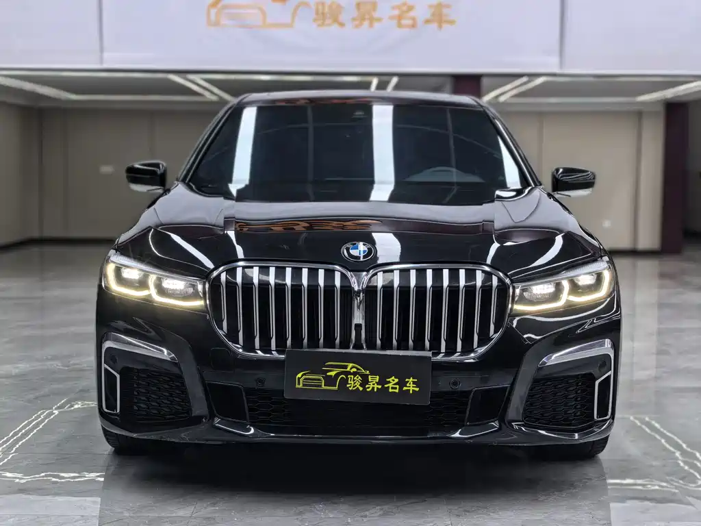 BMW 7 Series — миниатюра 2