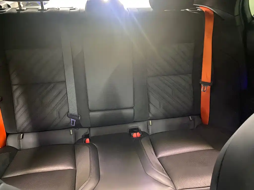 Lynk & Co 02 Hatchback — миниатюра 14