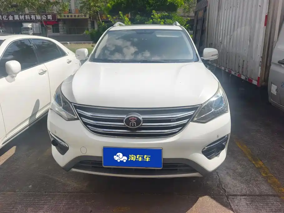 BYD Song — миниатюра 2