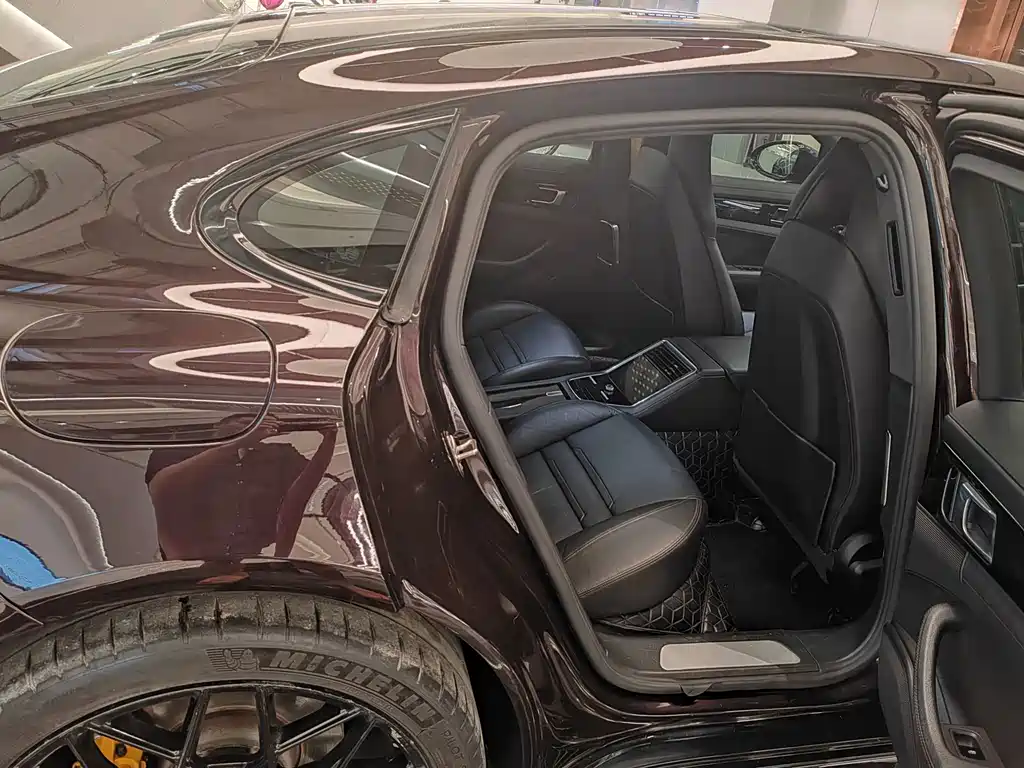 Porsche Panamera — миниатюра 6