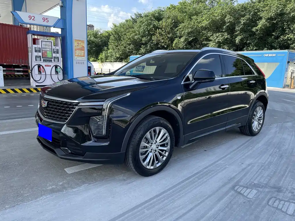 Cadillac XT4